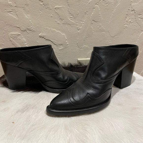 FREDA SALVADORE Reba Western Mule Calf Black Leather Heeled Mules - Picture 3 of 16